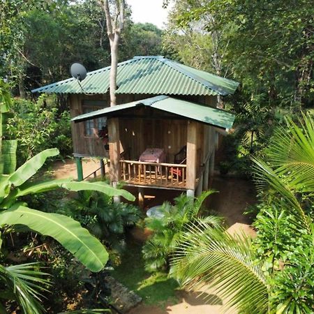 Ruk Sewana Villa Tree House Sigiriya Exterior foto